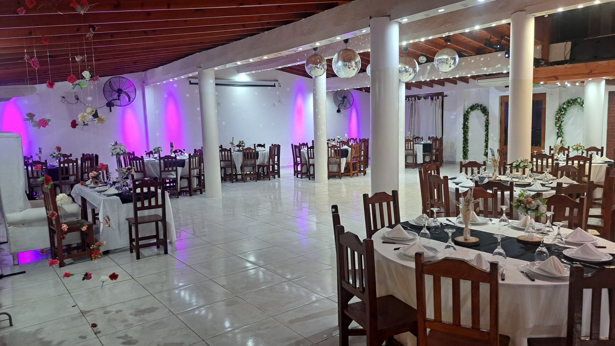 Salon_blanco