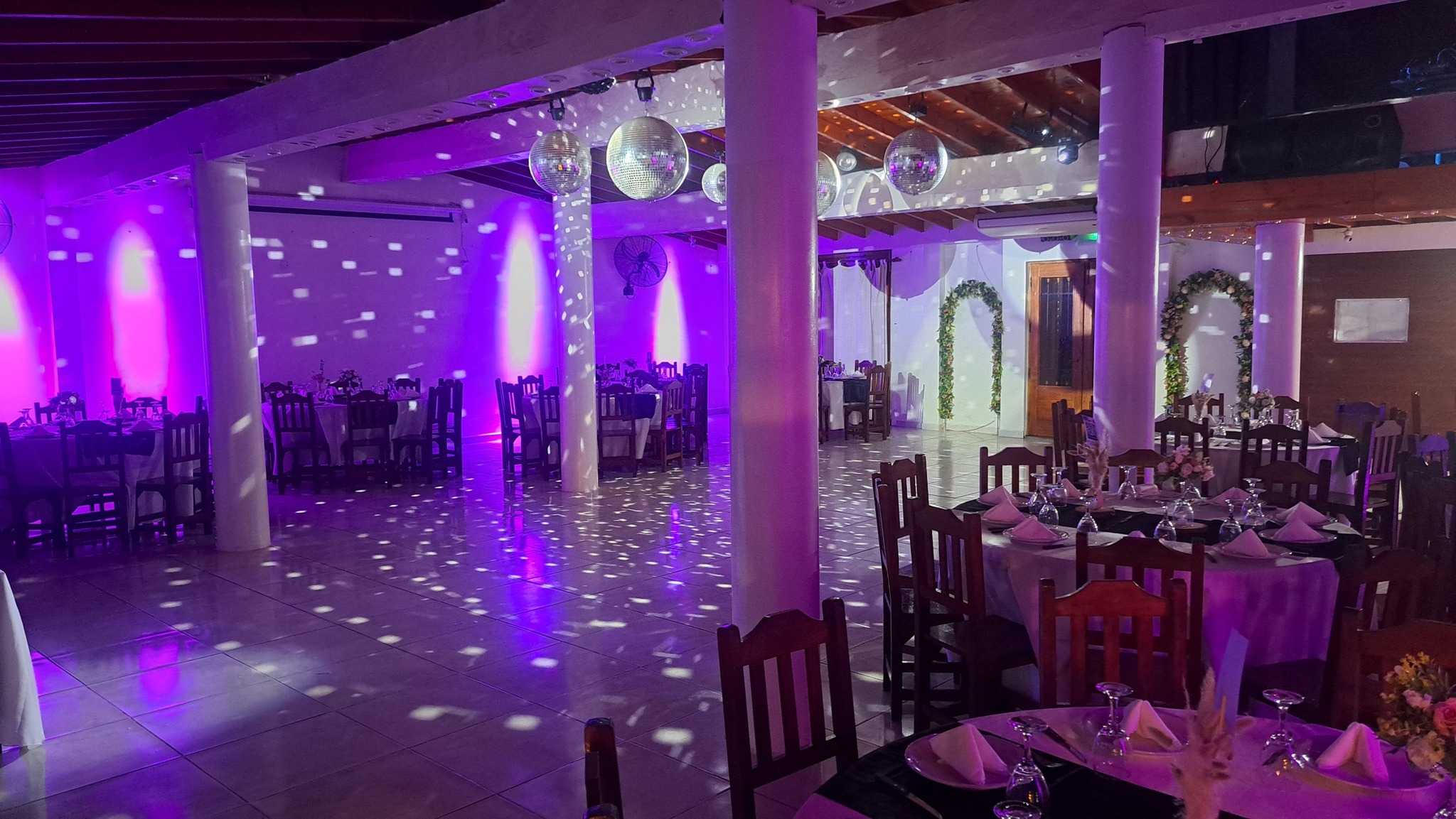 Salon_violeta1